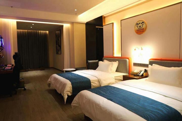 Non-boundary e-sports hotel