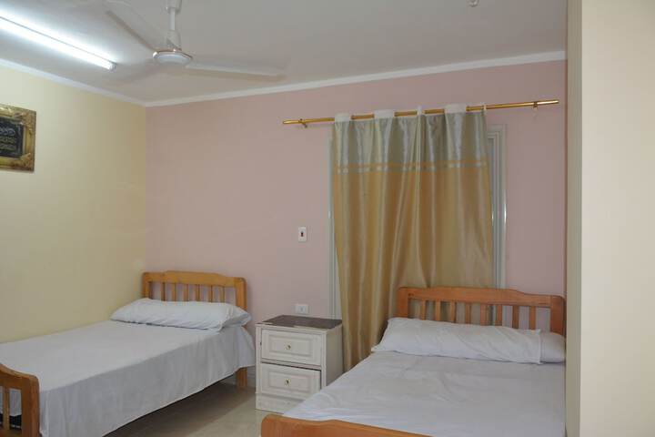 Room 9 of 26
