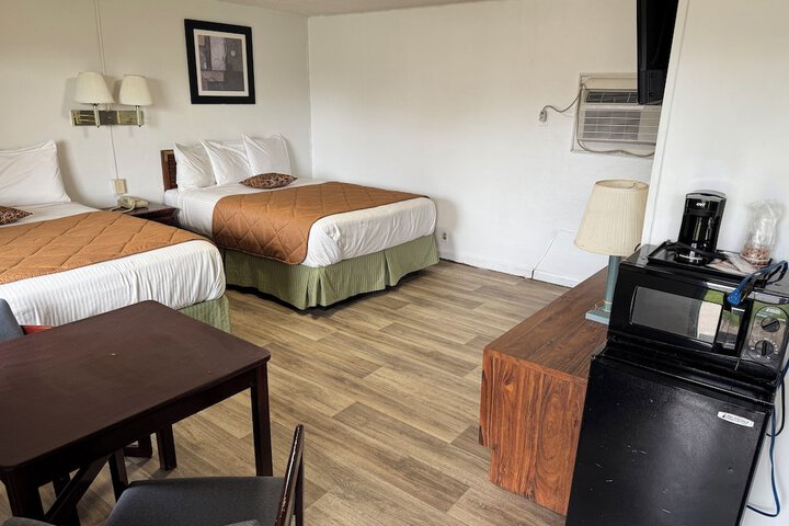 Room 38 of 72