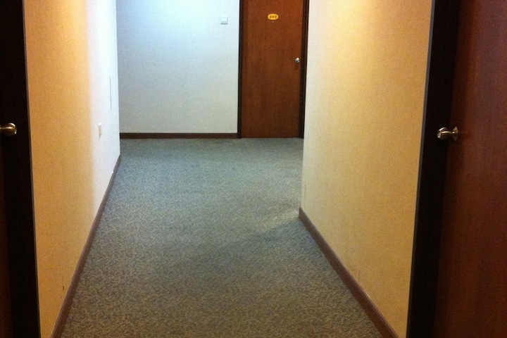 Ballroom/Hall 32 of 32