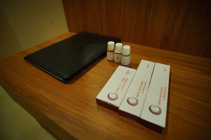 Room 16 of 19