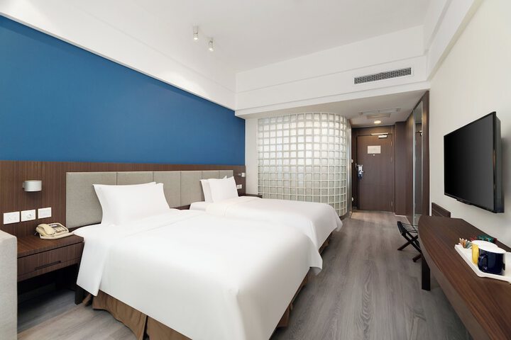Room 14 of 58