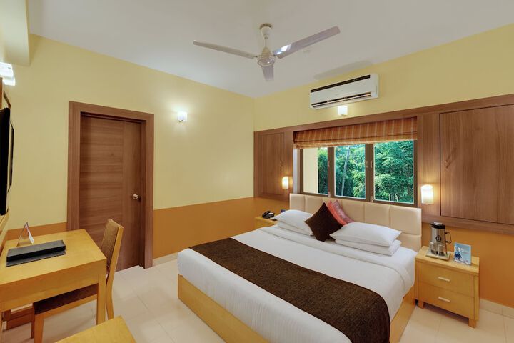 Room 4 of 22