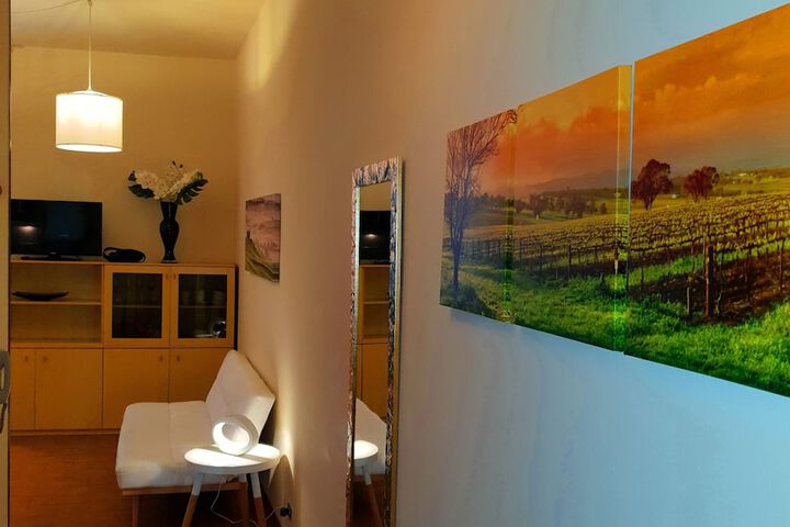 Room 18 of 33