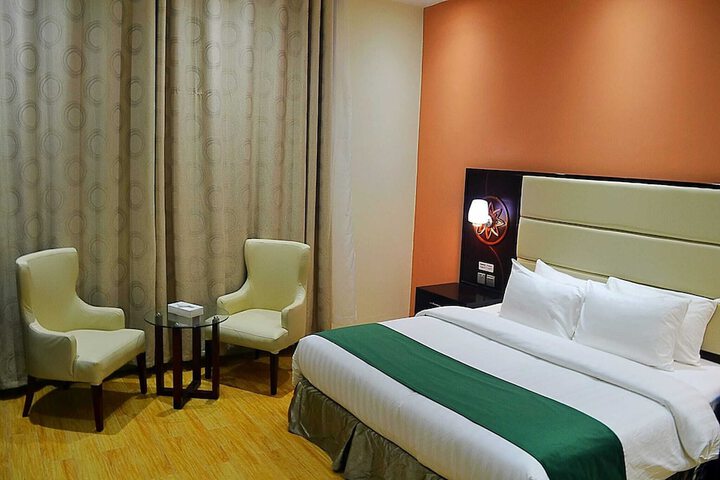 Room 7 of 36