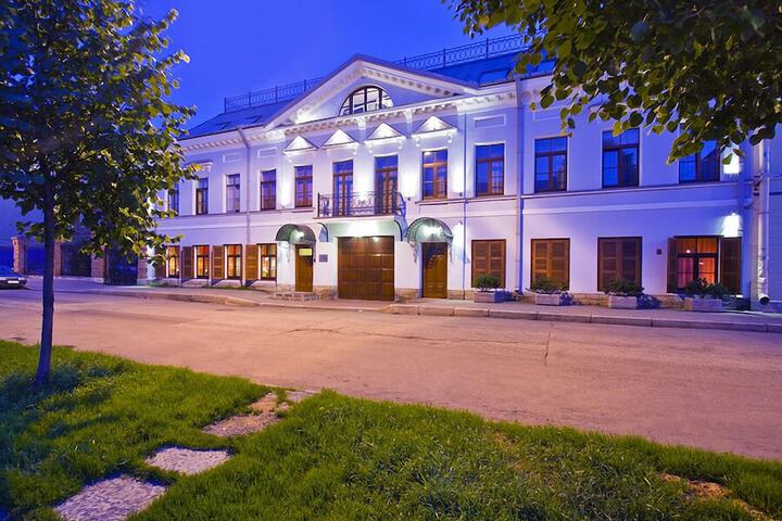 Hotel 98 of 109