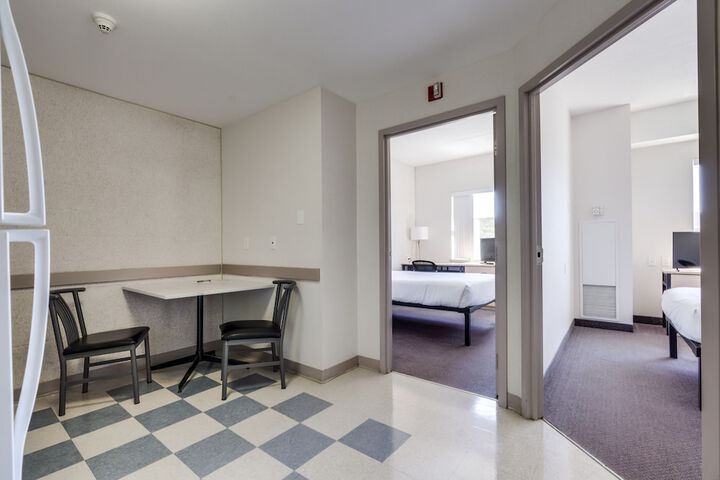 Room 15 of 37
