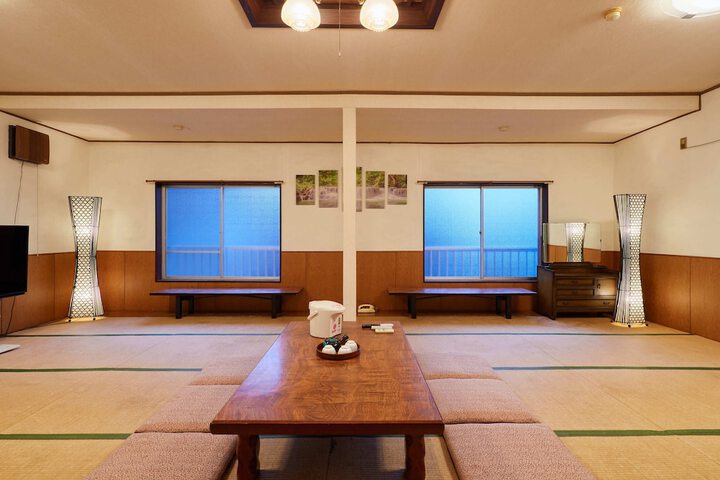 Room 26 of 75