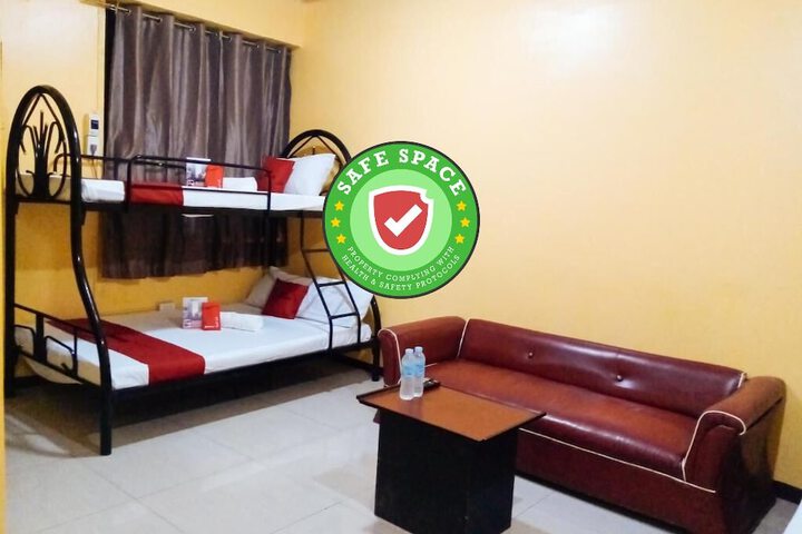 RedDoorz near Baclay Drive Super Metro