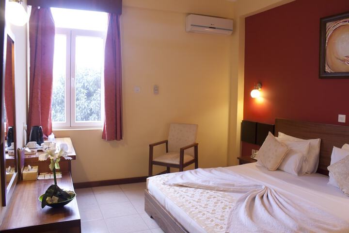 Room 11 of 53