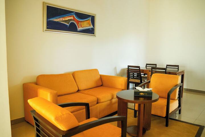 Room 27 of 103
