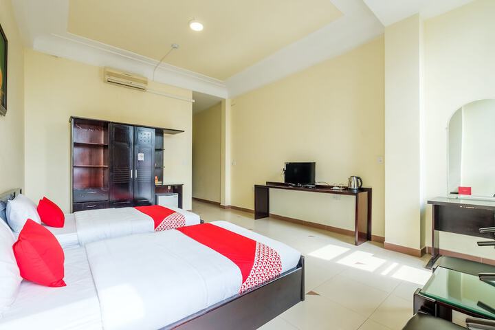 Room 18 of 25