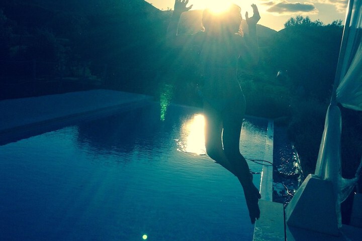 Pool 10 of 28