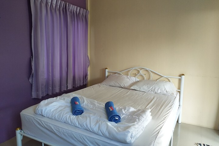 Room 2 of 24