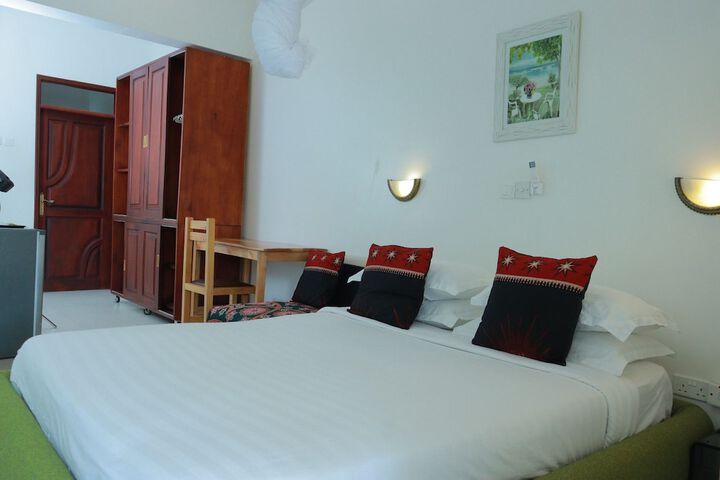 Room 50 of 182