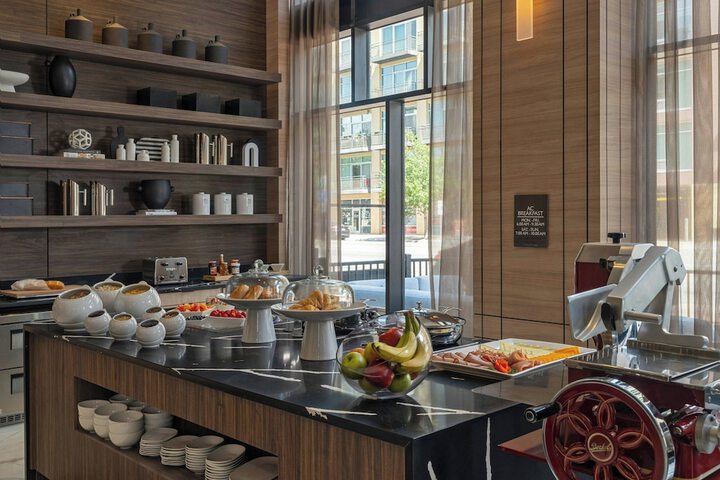 Breakfast/Coffee Service 48 of 67