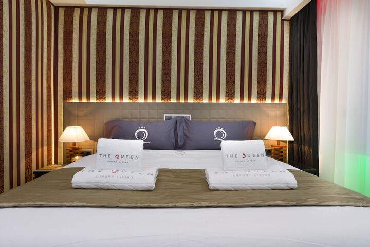 Room 122 of 645