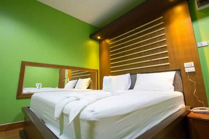 Room 3 of 15