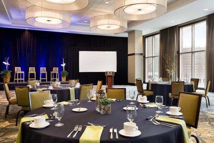 Meeting facility