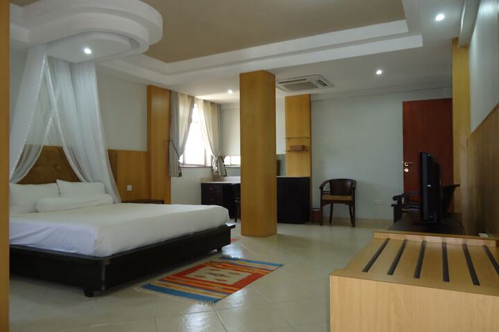 Room 16 of 59