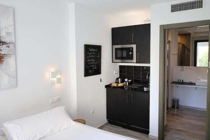 Room 28 of 55