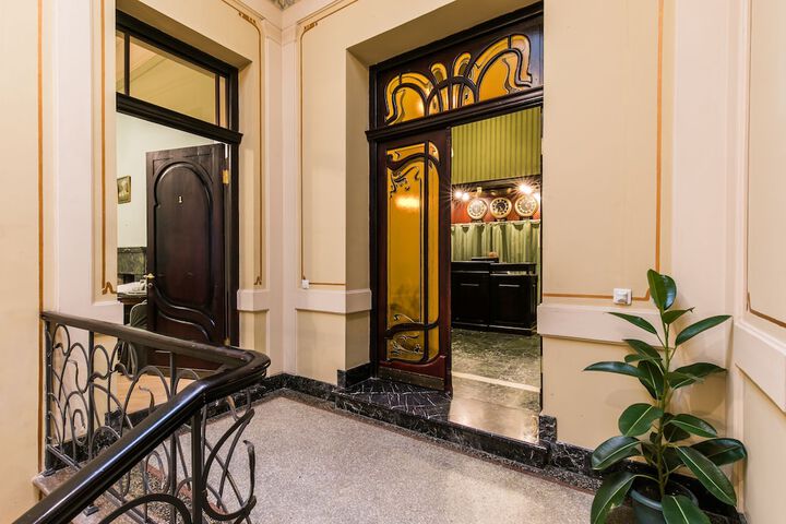 Hotel 3 of 72