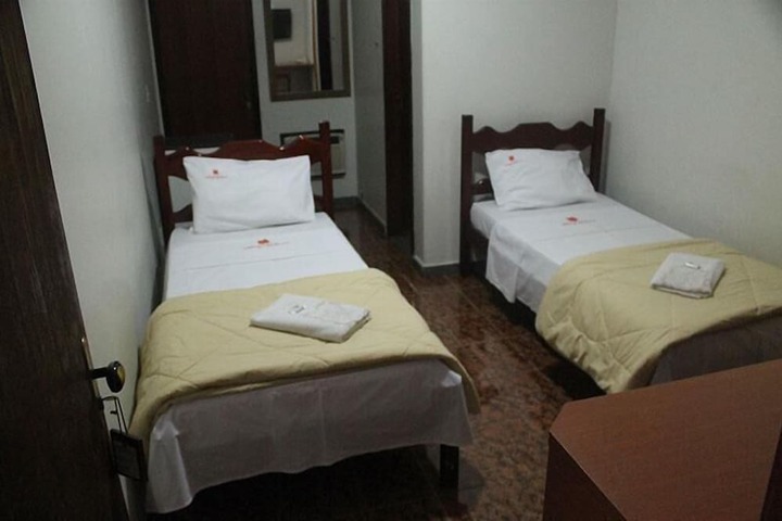 Room 13 of 29