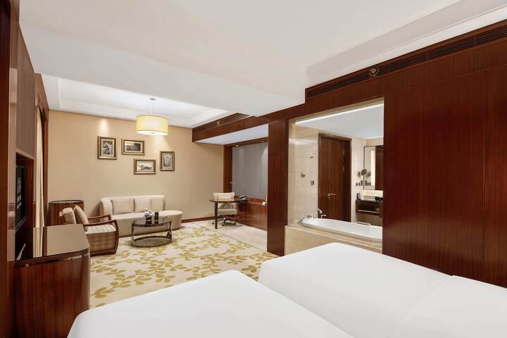 Room 22 of 43