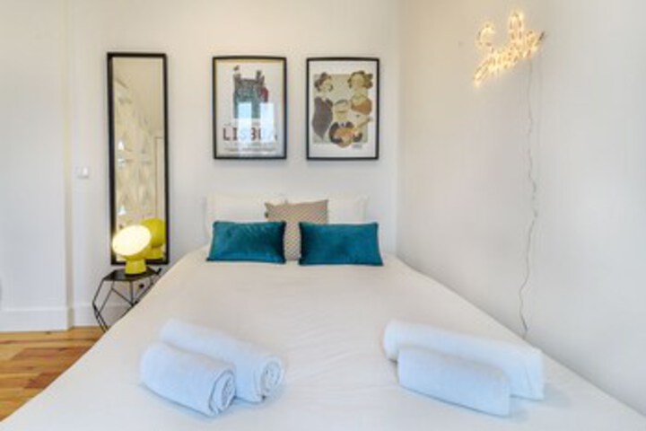 Room 18 of 18