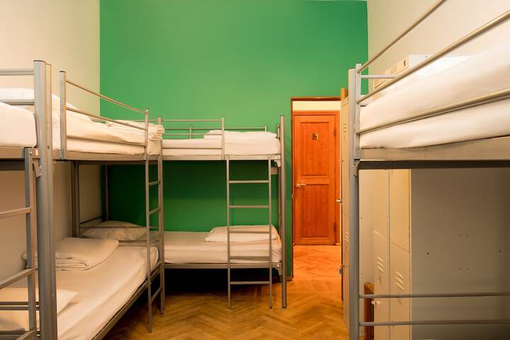 Room 6 of 23
