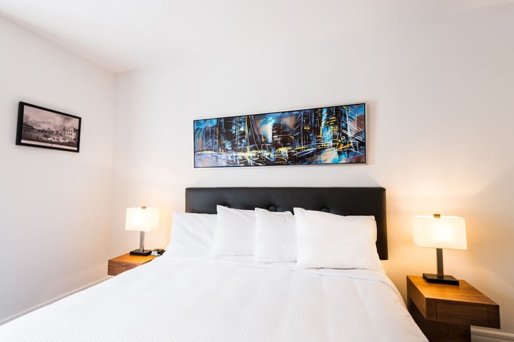 Room 18 of 31