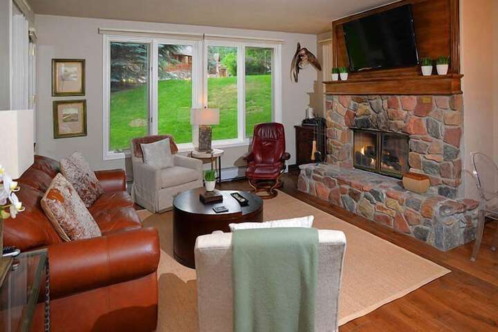 Room 12 of 20