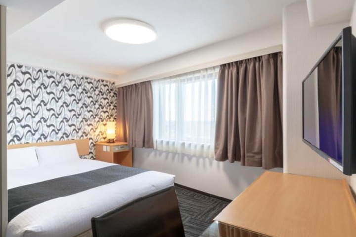 Room 22 of 43