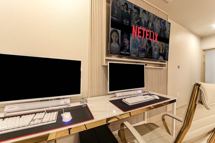 Room 27 of 45