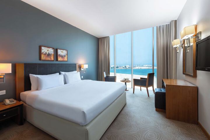 Room 4 of 35
