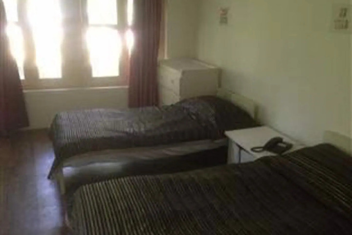 GREEN FIELDS HOTEL
