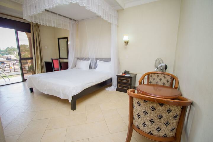 Tristar Hotel