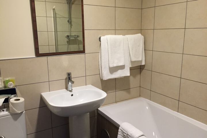 Room 55 of 83