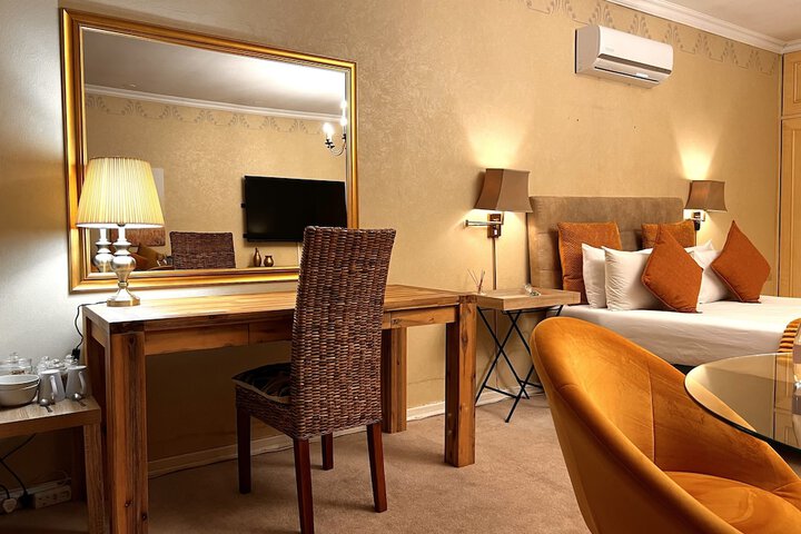 Room 20 of 86