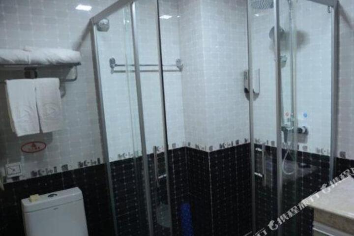 Dong He Hotel