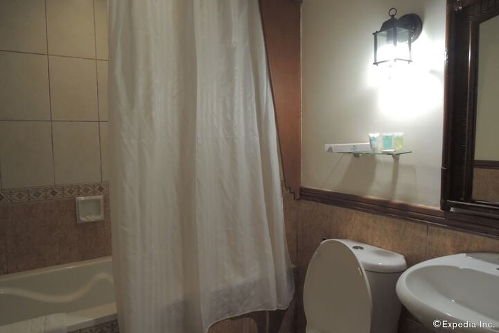 Room 17 of 49