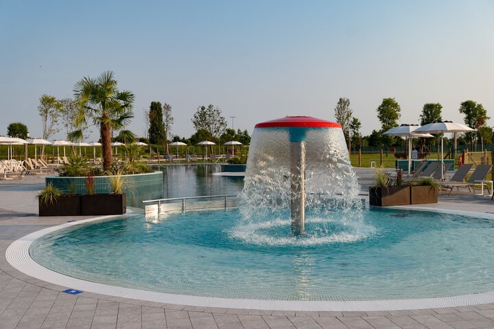 Pool 26 of 54