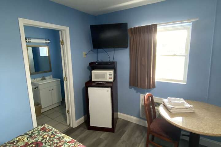 1 Queen Bed (47 of 69)