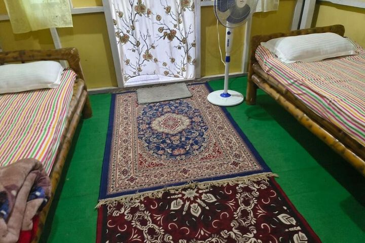 Room 10 of 50