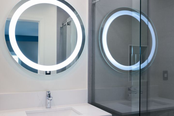Bathroom sink