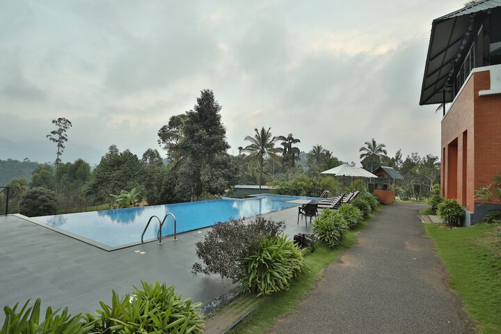 Pool 49 of 92
