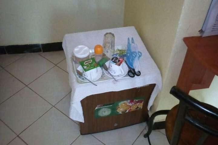 Room 8 of 17