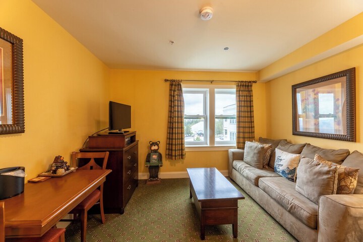 Room 18 of 46