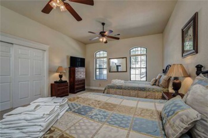 Room 17 of 22