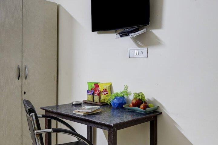 Room 13 of 29